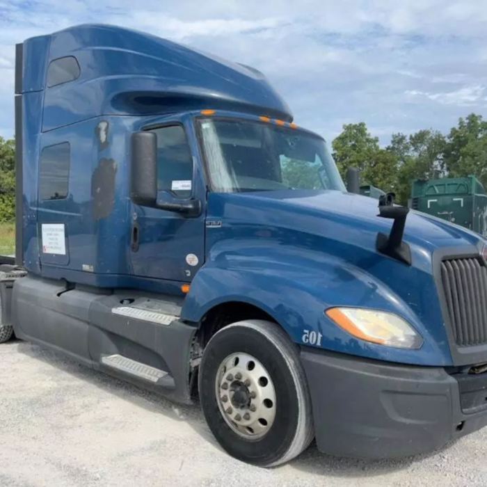 Buy 2019 International LT625 Sleeper Truck – Fuel-Efficient & Heavy-Duty